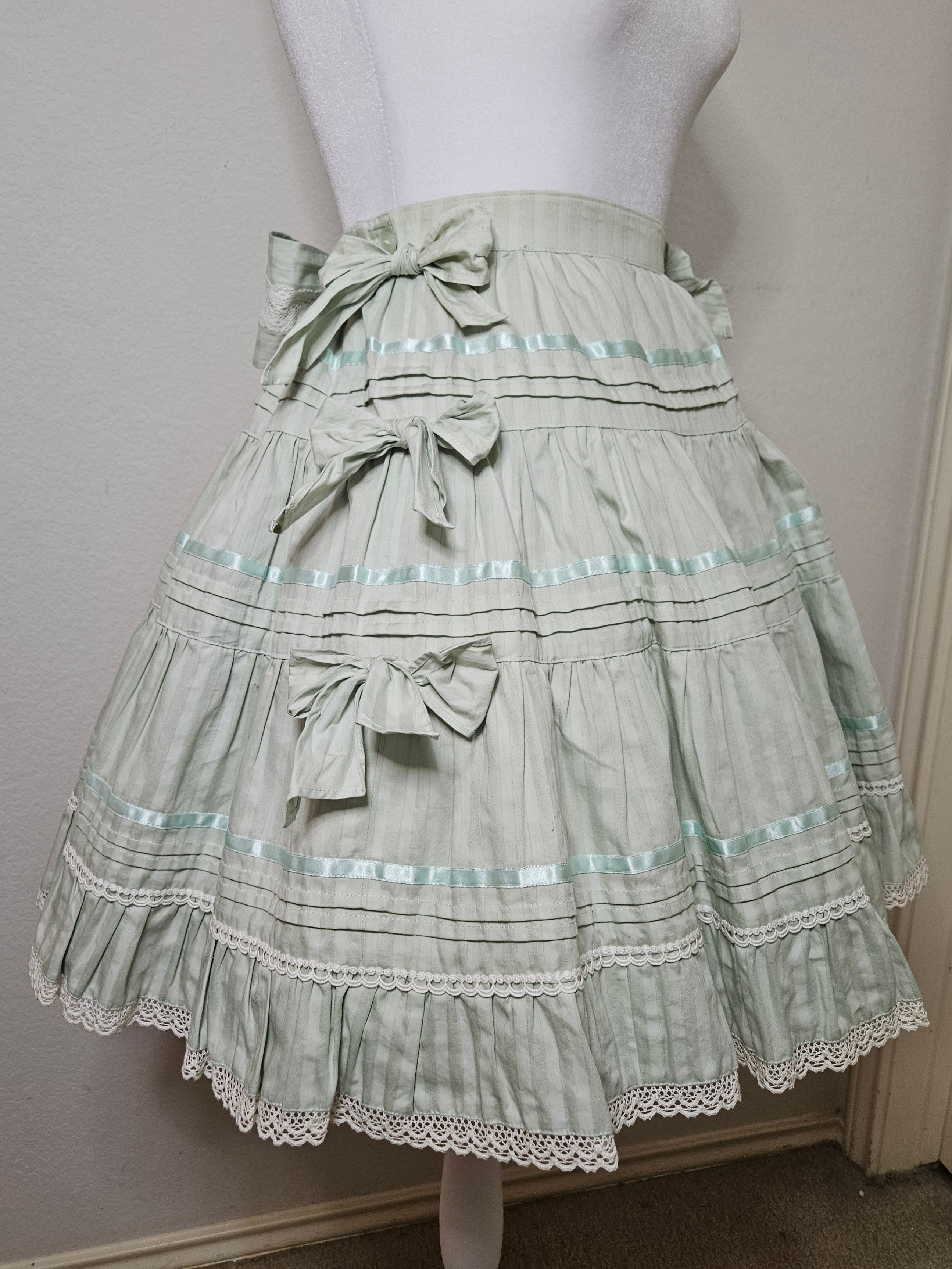 angelic pretty pintuck tiered skirt - wakaba - 2006